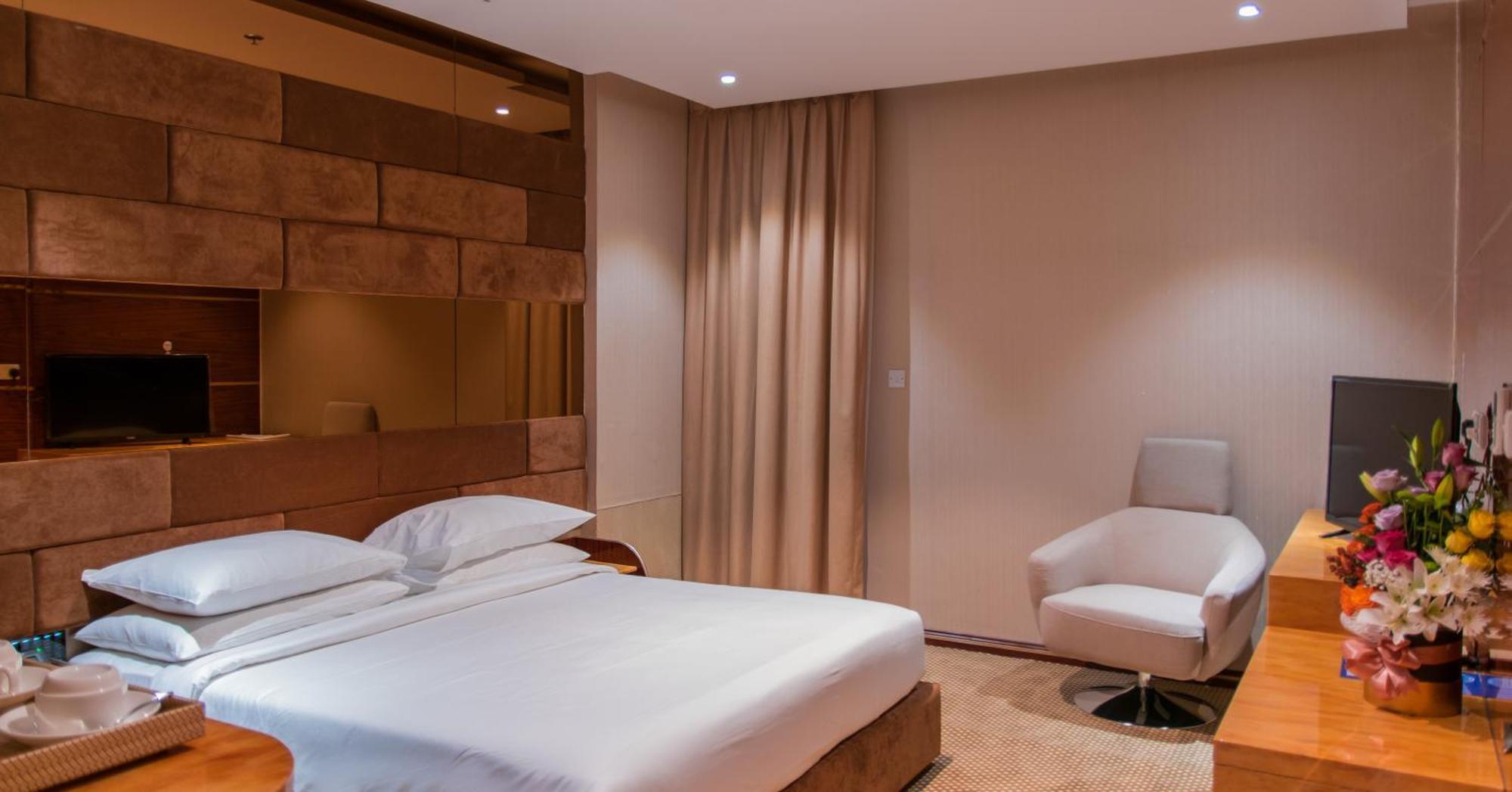City Park Hotel Apartments Maszkat Kültér fotó